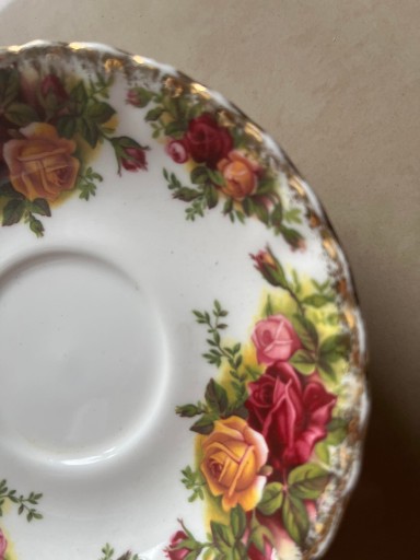 Дуэт чашек Royal Albert Old Country Roses