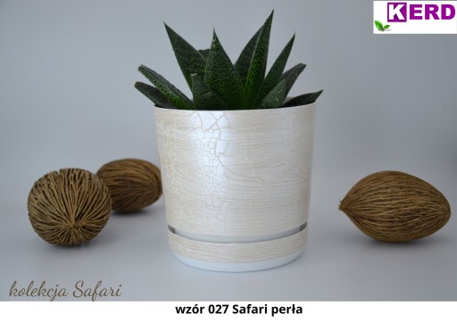 Вазон Safari PEARL 14 см с подставкой, необычная фактура беленой доски