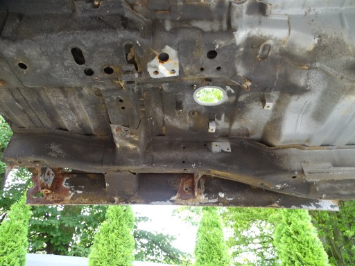 MITSUBISHI PAJERO III 99-06 СТОЙКА Б ЛЕВАЯ РАМА A19 5D