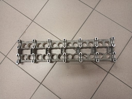 КОРПУС ПОДШИПНИКА + РАСПРЕДВАЛ MERCEDES OM648