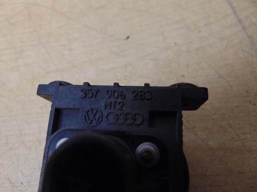КЛАПАН ВАКУУМНЫЙ ДАТЧИК VW AUDI 357906283
