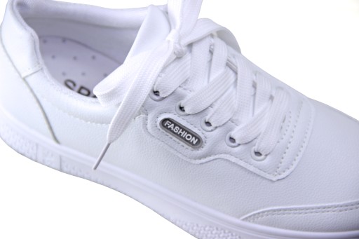 Lekkie adidasy 40/24,9cm bez wzoru