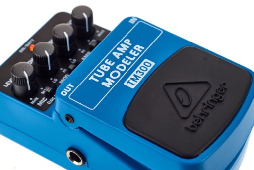 Гитарный эффект Behringer TM300