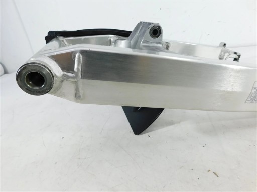 РЫЧАГ УПРАВЛЕНИЯ ЗАДНЕЙ ПОДВЕСКИ SUZUKI DL 1000 V-STROM 02-12 U-11 6100006G00