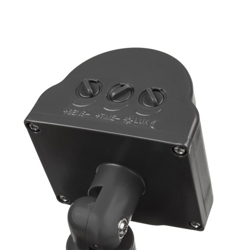 СВЕТОДИОДНАЯ ЛАМПА С ДАТЧИКОМ ДВИЖЕНИЯ В СУМЕРКАХ 20ВТ IP65 4000К MACLEAN MCE368