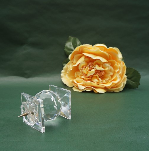 Swarovski: lśniący świecznik na jedną świecę! Kryształ! Sygnowany!