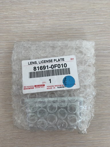LAMPKA OŚWIETLENIA TABLICY REJ COROLLA 81691-0F010