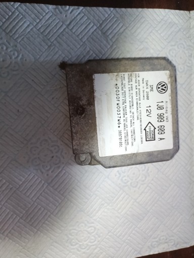 МОДУЛЬ ДАТЧИКА ПОДУШКИ БЕЗОПАСНОСТИ 1J0909609A VW GOLF AUDI BORA