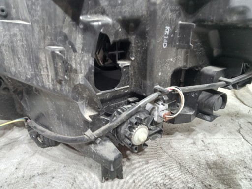 AT-516 TOYOTA RAV4 V ФОНАРЬ ПЕРЕДНИЙ СПРАВА