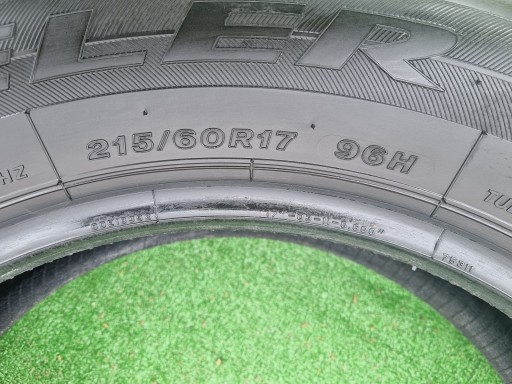 Шины Bridgestone Dueler H/P Sport 215/60 R17 96H