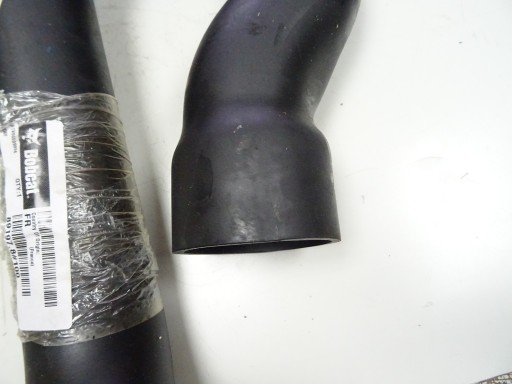 РЕЗИНОВЫЙ ШЛАНГ BOBCAT 89197.8 OEM