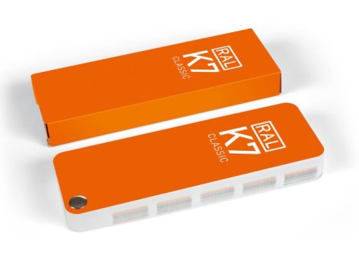 Книга выкроек RAL K7 Classic, 215 цветов.
