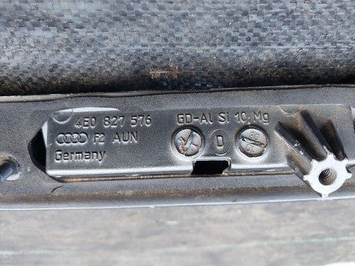 AUDI A8 D3 ПЕРЕД ПОДЪЕМОМ КРЫШКИ БАГАЖНИКА BLEND 4E0827576