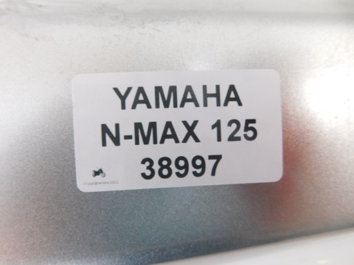 YAMAHA N-MAX 125 БОКОВАЯ ЗАПРАВКА ЛЕВАЯ M1