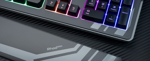 ИГРОВАЯ КЛАВИАТУРА GENESIS со светодиодной подсветкой RGB