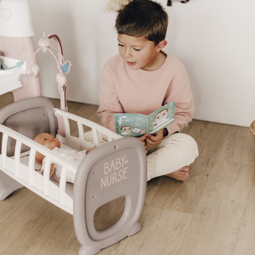 УГОЛОК ДЛЯ УХОДА ЗА БОЛЬШОЙ КУКЛОЙ SMOBY BABY NURSE