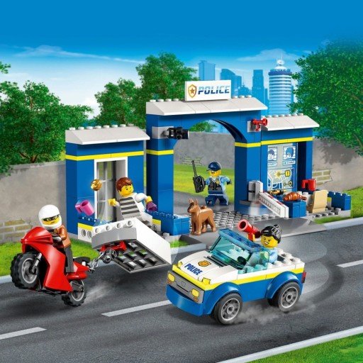 LEGO City: Погоня в полицейском участке 60370