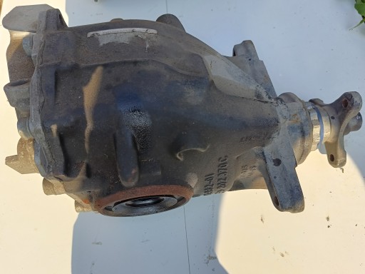 DYFER TYLNY 2.81 DYFERENCJAL MOST BMW F20 F22 F30 F31 F33 F34 F36 8485723