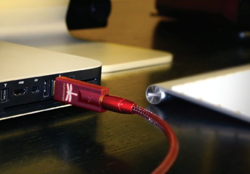 ЦАП Audioquest DragonFly Red