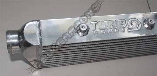 Интеркулер 550х180х65 2.5 63мм TurboWorks CoolT
