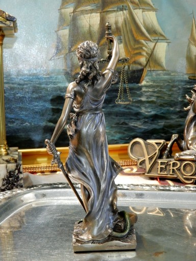 TEMIDA ПОДАРОК ​​ДЛЯ ЮРИСТА С ПОСВЯЩЕННОСТЬЮ GRAVE v n