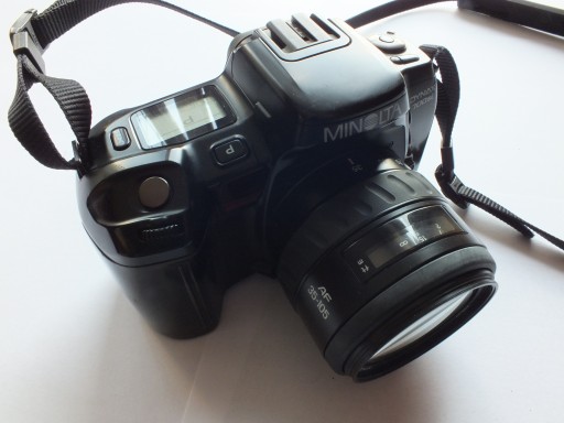Minolta Dynax 700 si + AF Zoom 35–105 мм 1:3,5–4,5