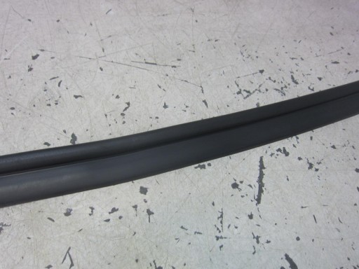 BMW F10 F11 ПРОКЛАДКА КАПОТА, КРЫШКА ПЕРЕДНЕГО БАМПЕРА 7206521 51767206521