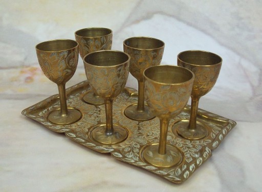 Стаканы с ГРАВИРОВКОЙ, 6 шт. плюс поднос.