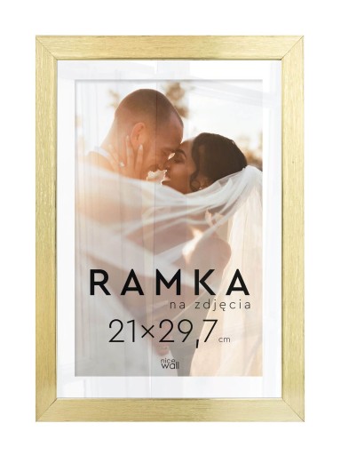 Фоторамка А4 21х29,7 см. Золотая рамка 29,7х21