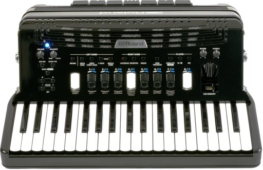 Чехол ROLAND FR-4x BAG в комплекте.
