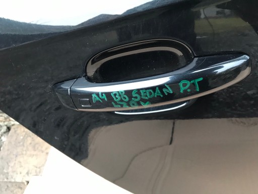 AUDI A4 B8 СЕДАН ЗАДНЯЯ ДВЕРЬ ПРАВАЯ LZ9Y