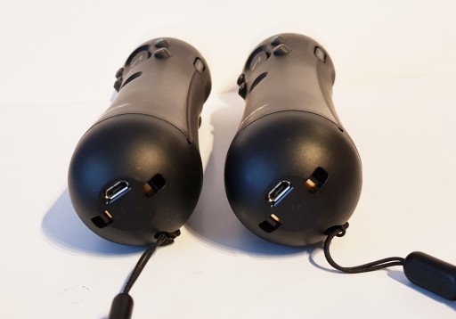 2 КОНТРОЛЛЕРА MOVE SONY VR PS4 CECH-ZCM2E!