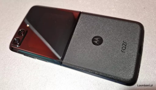 ТЕЛЕФОН MOTOROLA RAZR 2022 8 ГБ/256 ГБ