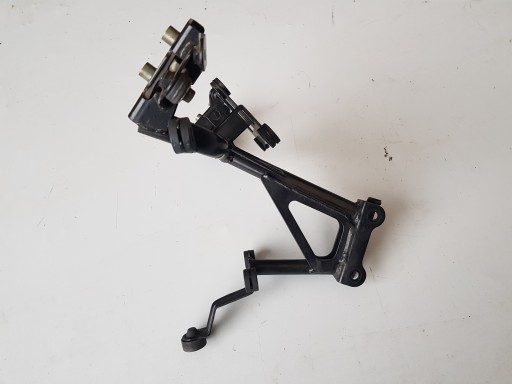 Stelaż czaszy licznika lusterek Yamaha FZS 1000 Fazer 01-06 mocowanie uchwy