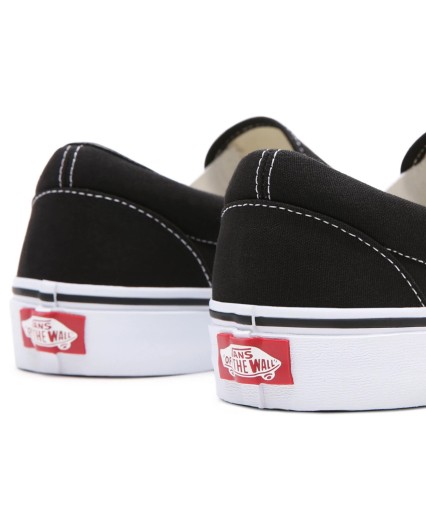 Туфли Vans U CLASSIC SLIP-ON V00EYEBLK Черные 4.5