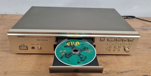 Denon DCD-755AR — CD-плеер + пульт дистанционного управления