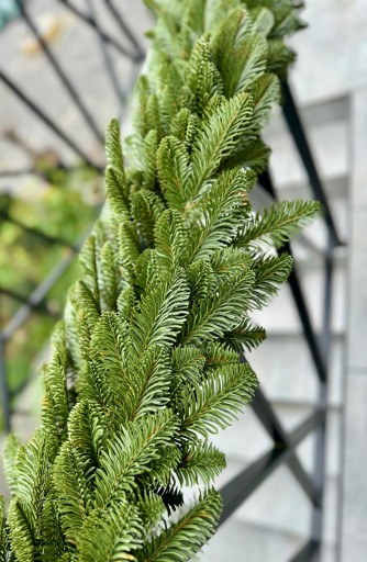 Рождественская гирлянда 100% PE LIGHT FIR 110 см для балюстрады, дверцы камина