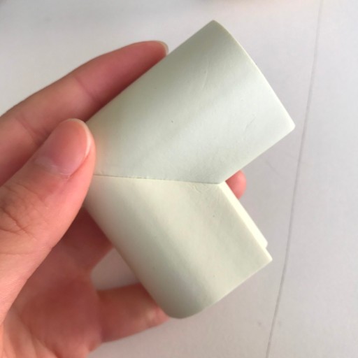 ЗАЩИТА ИЗ ПЕНЫ УГЛОВАЯ КРЫШКА БЕЛАЯ X4