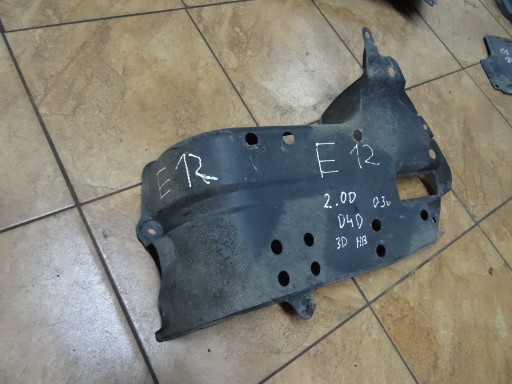 COROLLA E12 2.0D 03 HB КРЫШКА НИЖНЯЯ 58398-02020