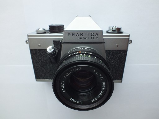 Praktica Super TL 2 + Auto Revuenon 50 мм 1:1,8 – красиво, эффективно