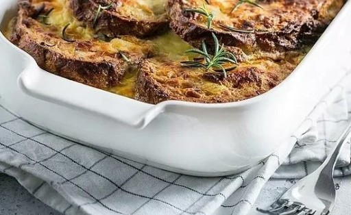 Wilmax жаростойкая ФАРФОРОВАЯ форма с ручками для запекания, 860 мл