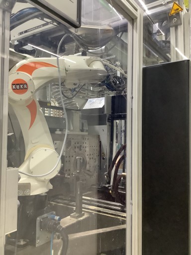 Термопластавтомат Engel e-motion EM 200/55