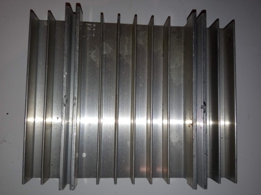 Radiator aluminiowy 125x100x25mm