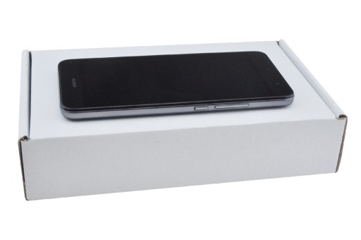 HUAWEI Y6 SCL-L21 ЧЕРНЫЙ красивый