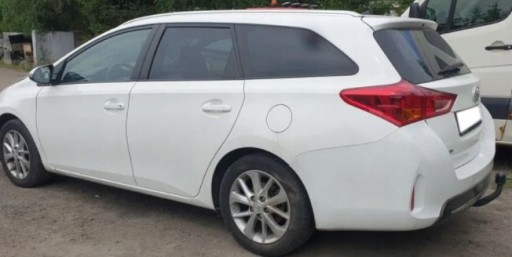 БУКСИРОВОЧНЫЙ КРЮК TOYOTA AURIS HYBRID COMBI 2013+MOD