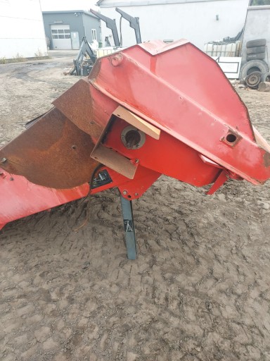 НАКЛОННАЯ КОРМУШКА Massey Ferguson MF 7254