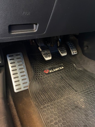 Хромированные накладки на педали Kia Ceed 2006 - 2012 гг.