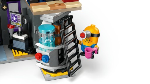 LEGO Minions Грю и семейный особняк миньонов 75583