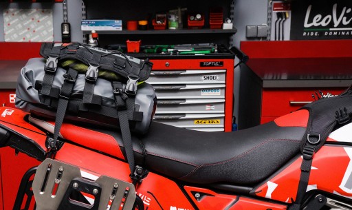 Ящик ДЛЯ ВНЕДОРОЖНЫХ ИНСТРУМЕНТОВ ENDURO 12 Л КРАСНЫЙ MAMUT, МОТОЦИКЛЬНАЯ НАСАДКА ДЛЯ ИНСТРУМЕНТОВ