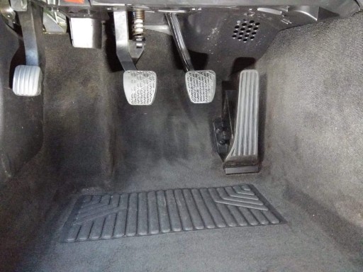 Nakładki na pedały Mercedes W124 C124 W126 C126